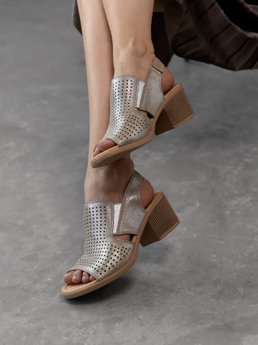 Босоножки женские летние на каблуке натуральная кожа кожаные HX056-023K