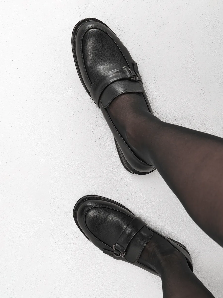 Лоферы женские натуральная кожа черные на каблуке XDN-52599-4A-ST