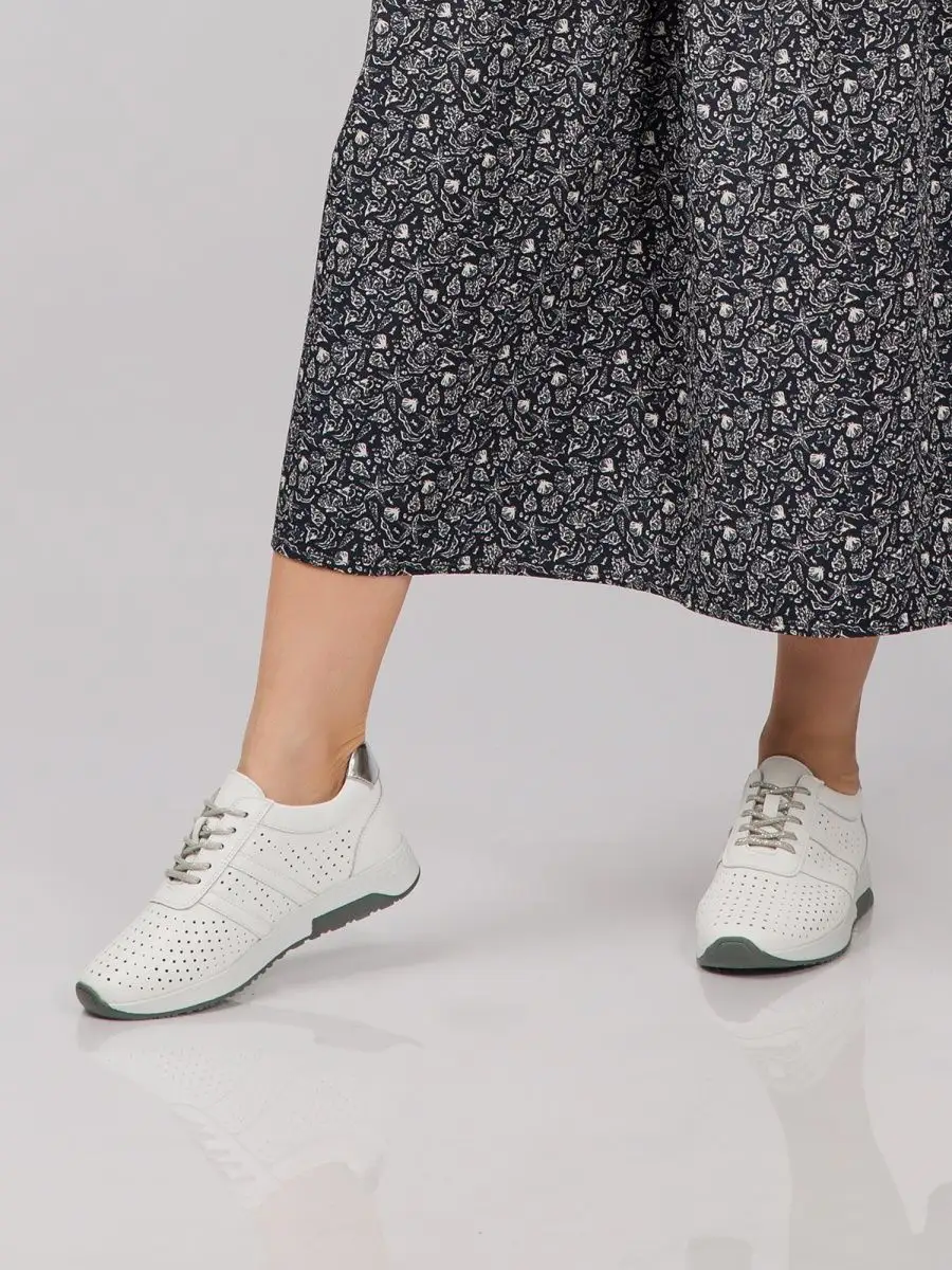 Кроссовки женские летние белые натуральная кожа RN020-022