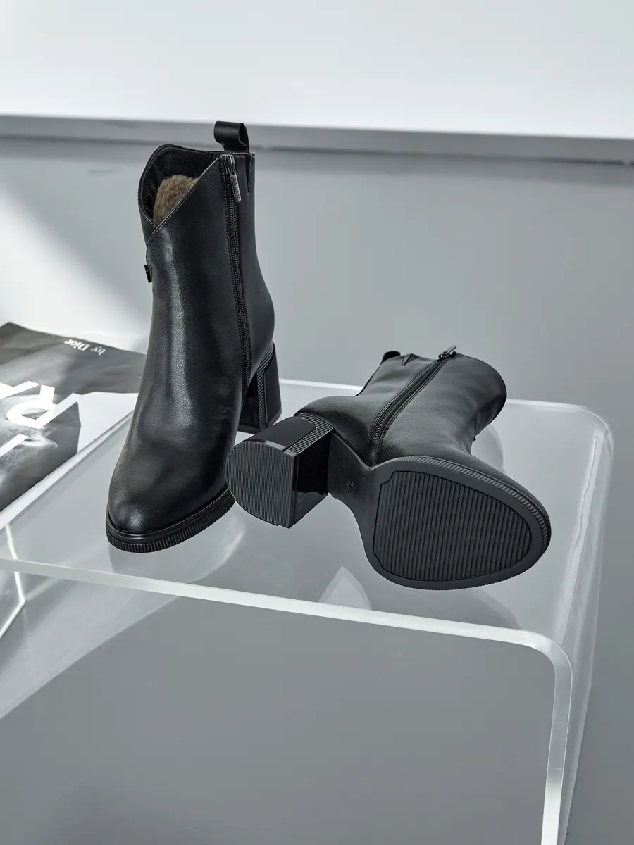 Ботинки женские зимние на каблуке натуральная кожа U420-040