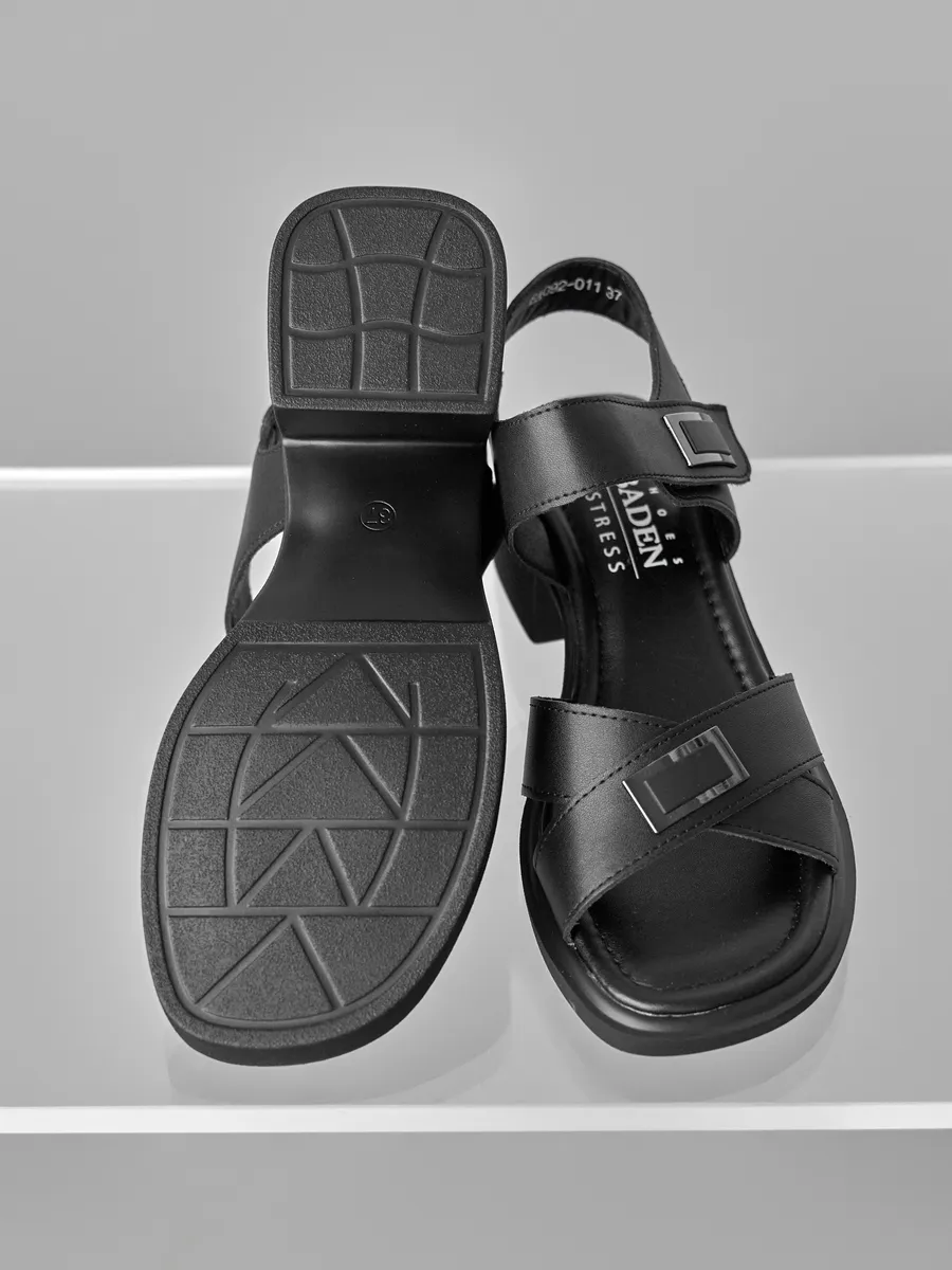 Босоножки женские летние на каблуке EA092-011k