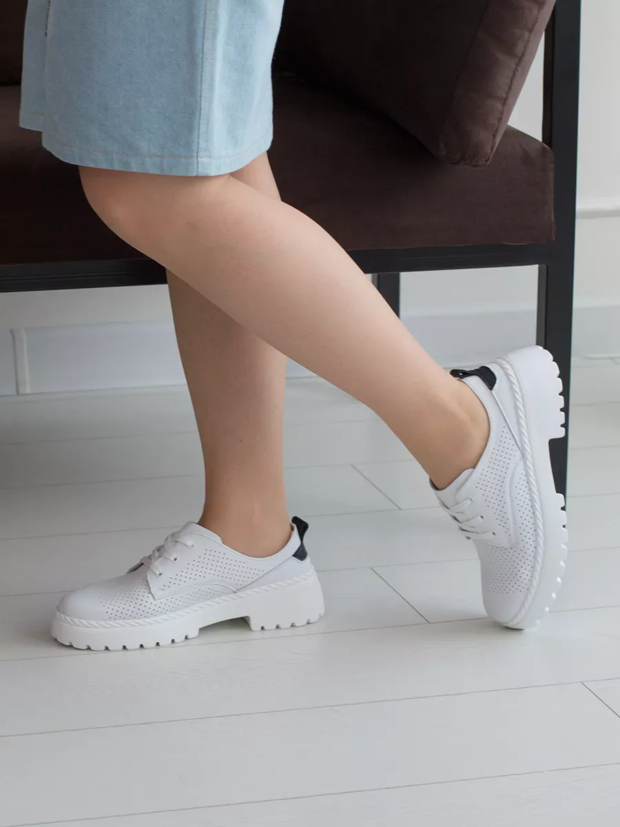 Туфли женские летние на низком каблуке с перфорацией FL2016-4