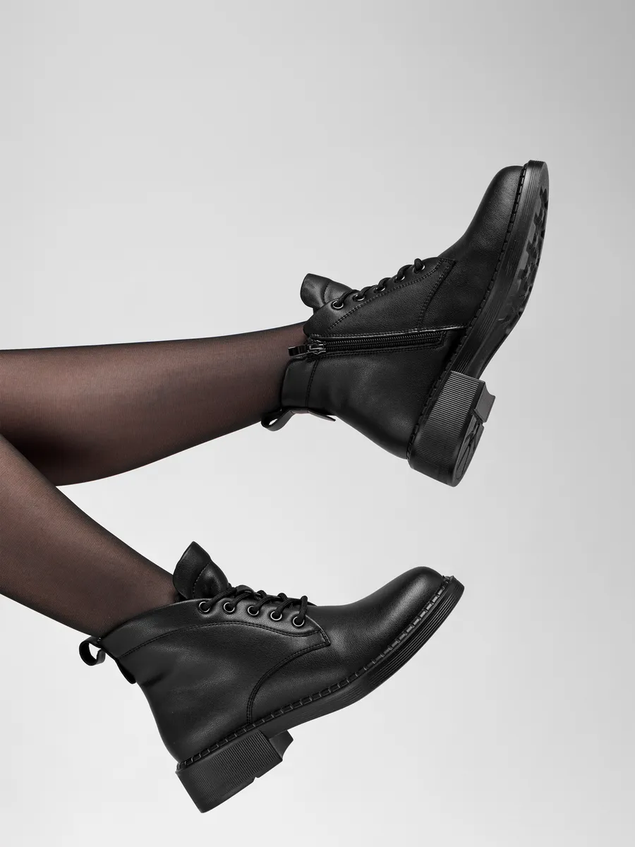 Ботинки женские осенние натуральная кожа черные 25-DBU12-5-101