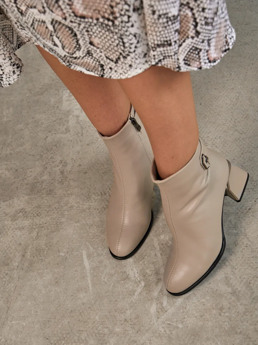 Ботильоны женские демисезонные натуральная кожа на каблуке 51-DBA9-8-108